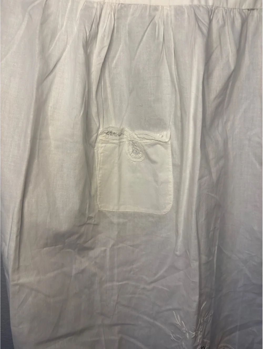 Vintage White Embroidered Lace Full Bib Apron Cottage Farmhouse 37 Inch